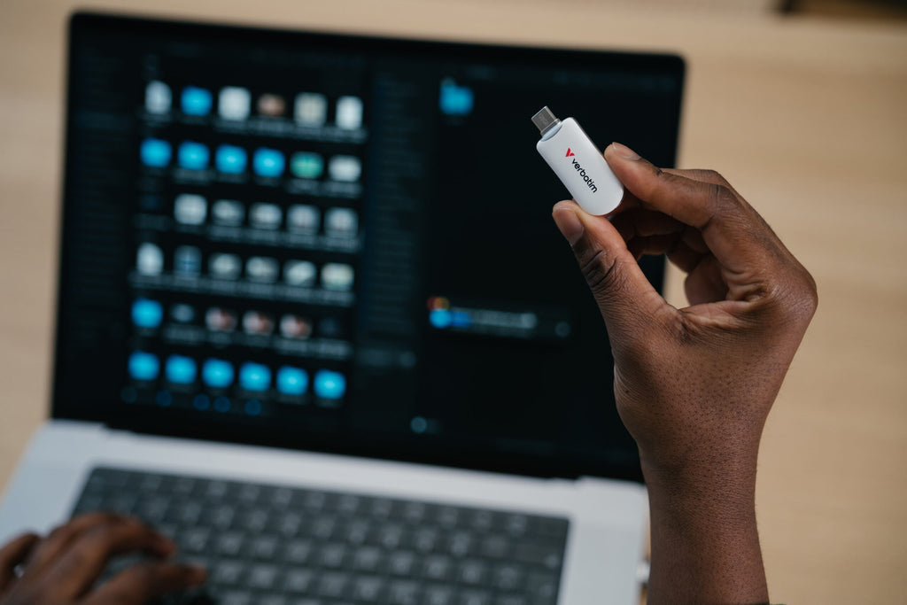 Verbatim USB Drive 3.2 PLECTRA USB-C 128GB White